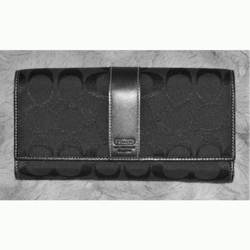 Coach black wallet fold up money coin card checkbook holder zipper snap